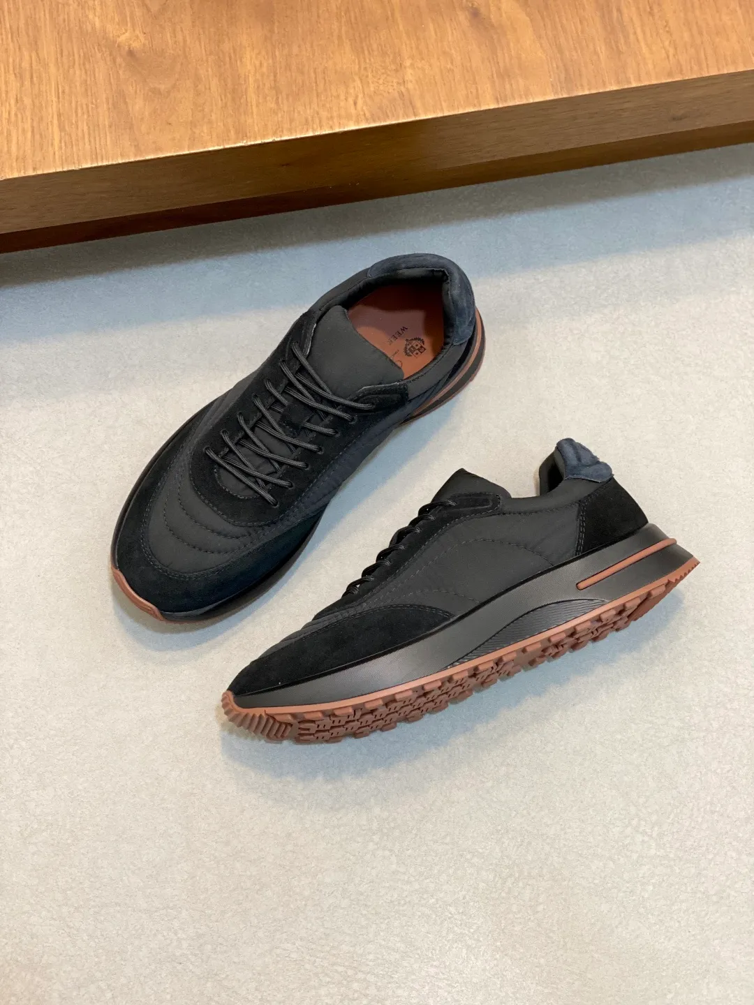 💰740 Loro Piana - Classic casual shoes, men's lace-up casual shoes and sneakers, high-quality lightweight and comfortable fabrics, suitable for outdoor leisure, the color scheme is young and energetic, and it looks great with sportswear or casual suits! Code number: 39-44 (38, 45, 46, can be customized